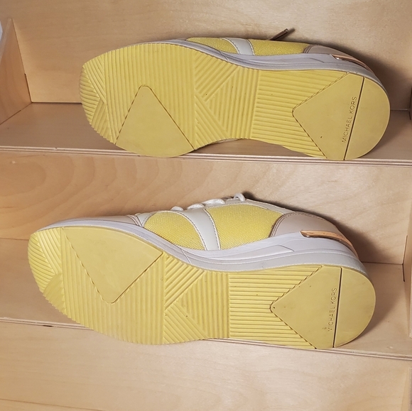 Michae Kors Liv wedge sneaker size 8.5m sku 0065 - Picture 4 of 7